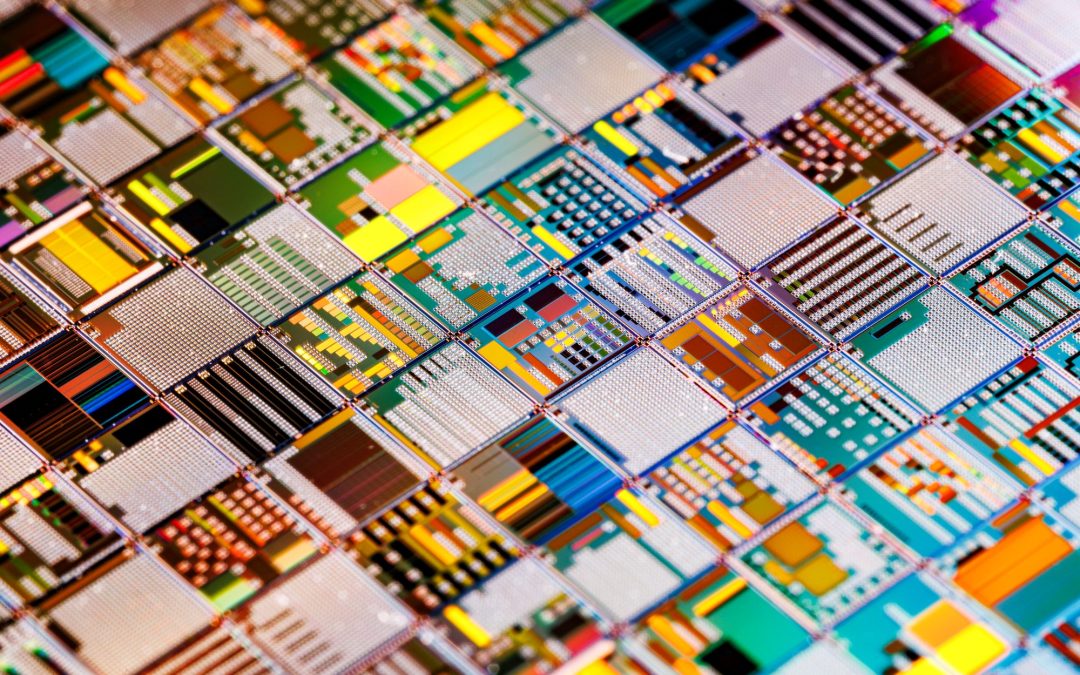 Próbki, partie pilotażowe i MOQ w drukowanej elektronice: jak ograć temat zanim utopisz budżet