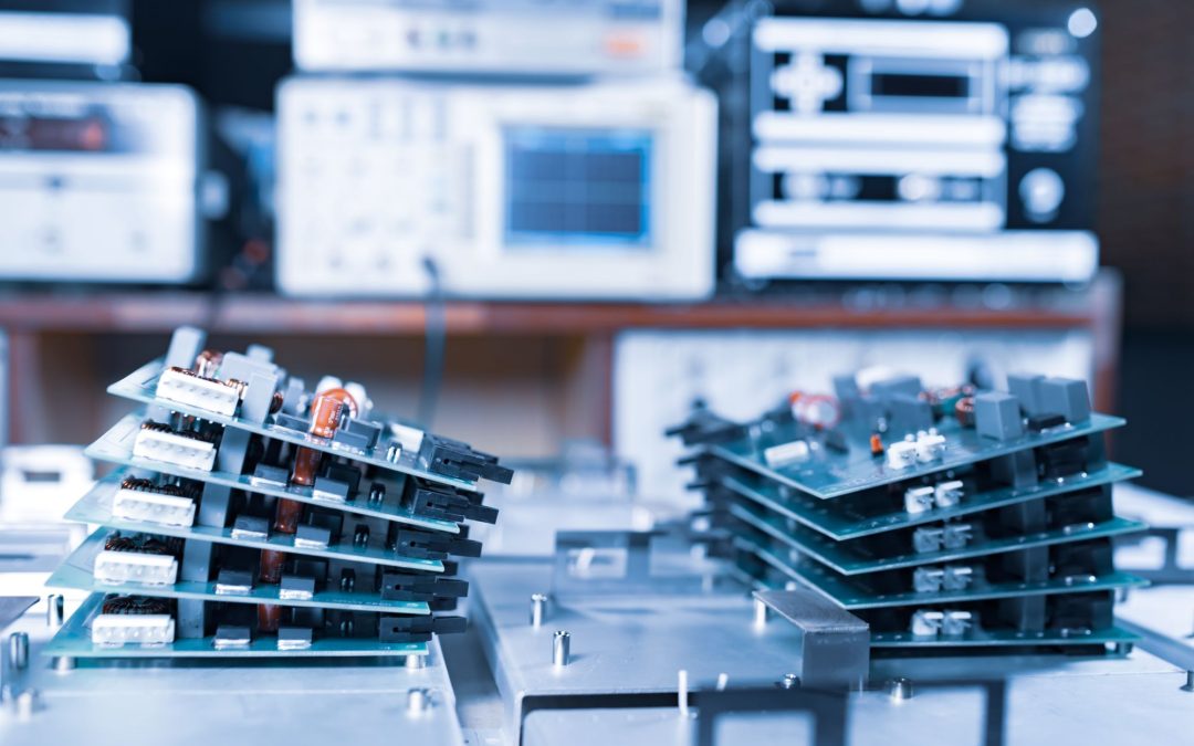 Testy i jakość w drukowanej elektronice: inspekcja inline, yield i typowe defekty w druku – co zgłaszać w DFM, żeby nie płacić za braki